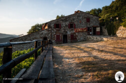 Casa Bastone fronte tramonto