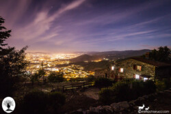 Casa Bastone vista di notte con panorama